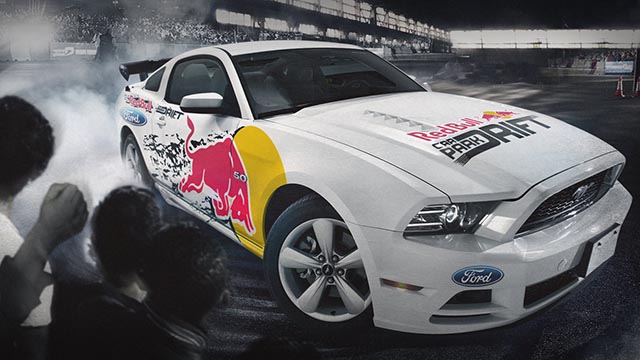 red bull car park drift koweit