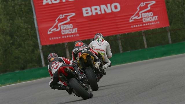 course motogp-2017-grand-prix-republique-tcheque