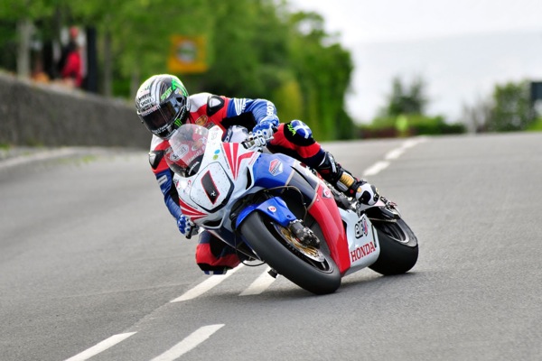 tourist trophy film
