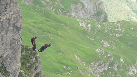 guillaime beck wingsuit