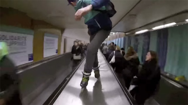 roller dans le metro