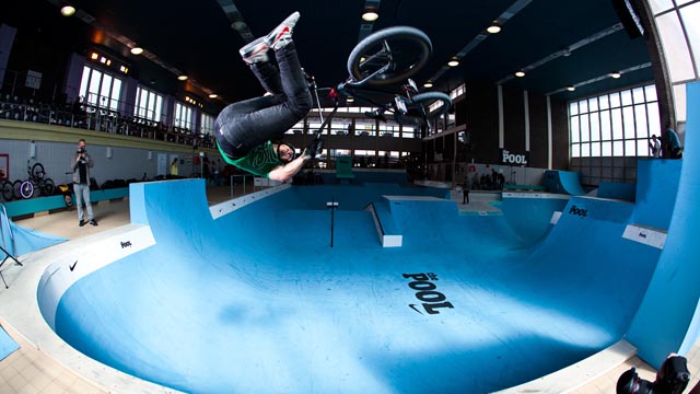 piscine transformee skatepark