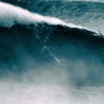 Benjamin Sanchis surfe une des plus grande vague du monde !